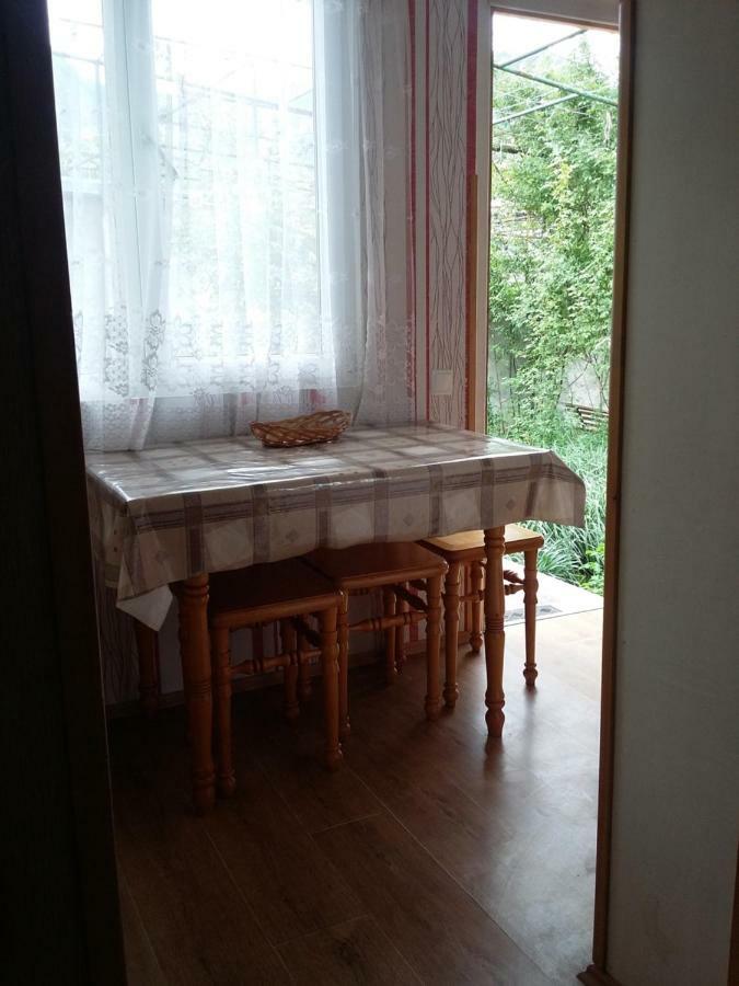 Emma'S Guesthouse In Borjomi Exterior photo